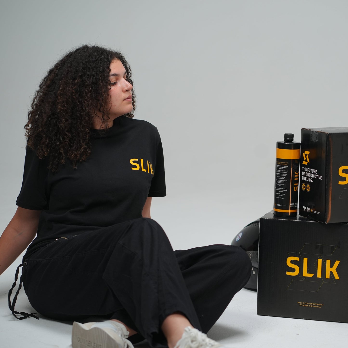 SLIK APPAREL Edition 001T